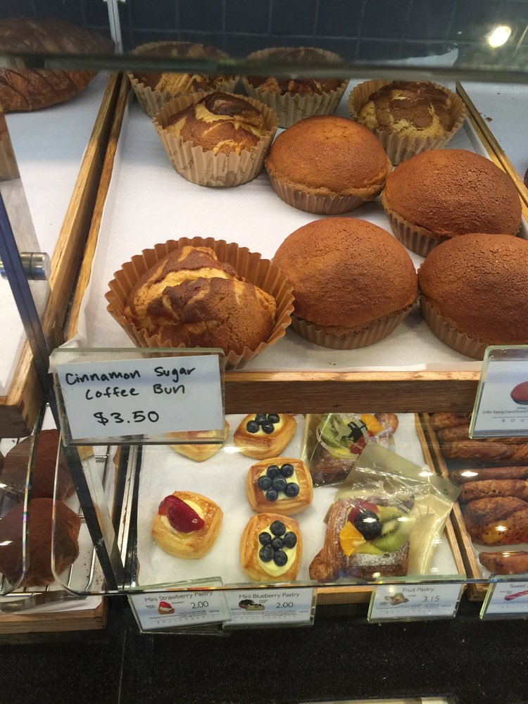 Cinnamon coffee bun at Paris Baguette