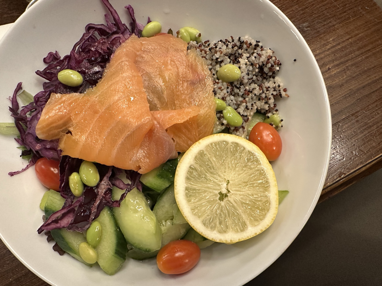 Smoked salmon bowl at Le Relais Madeleine